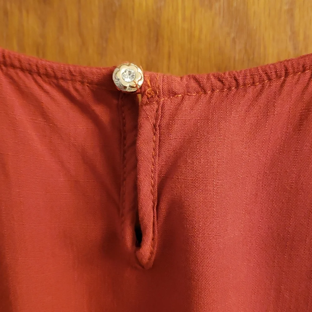 Top - Picture 3 of 3